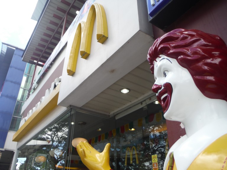 常識を覆す!?フィリピンの【McDonald’s】はこんなに違う!!