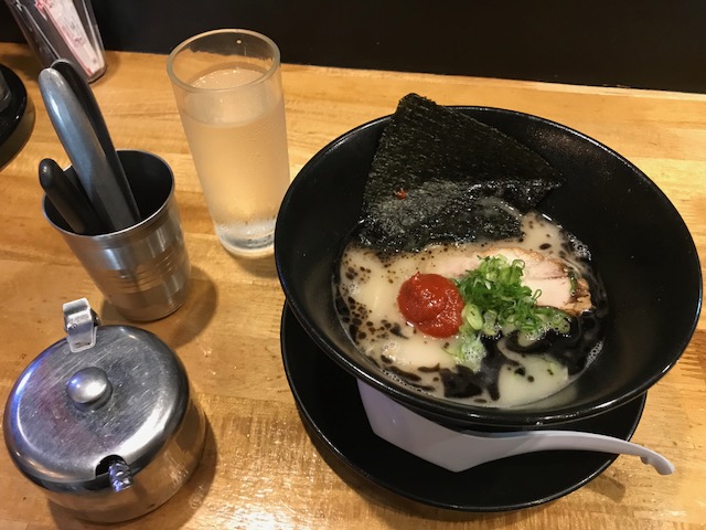 【2020年 更新】 本格とんこつラーメンを食べるならココ！”Barikata”♪♪