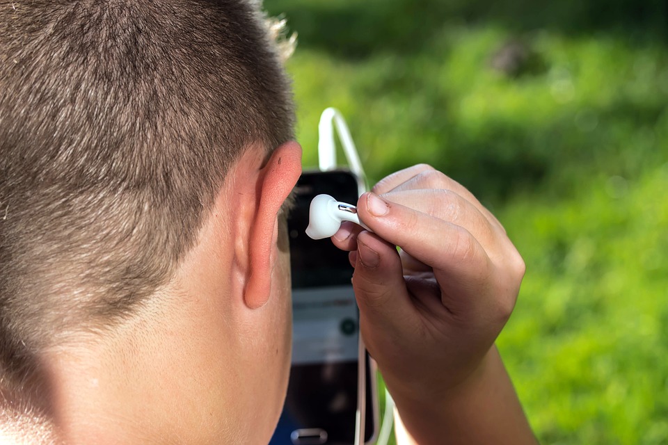 headphones-1661096_960_720