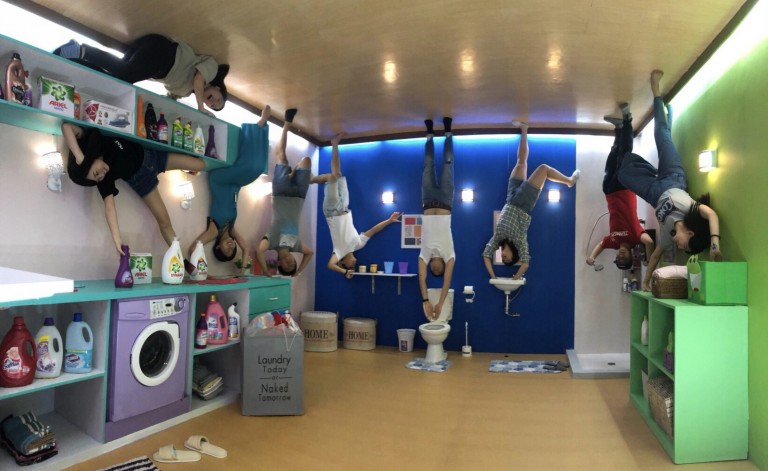 セブでインスタ映え写真を撮ろう！【Up side down world】
